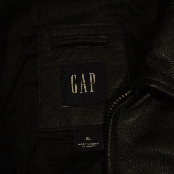 GAP leather jacket - Picture 2 of 4